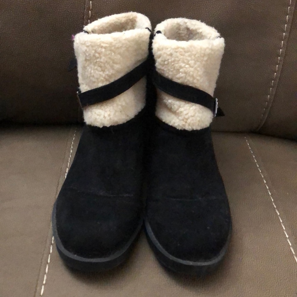 Liz Claiborne ankle boots